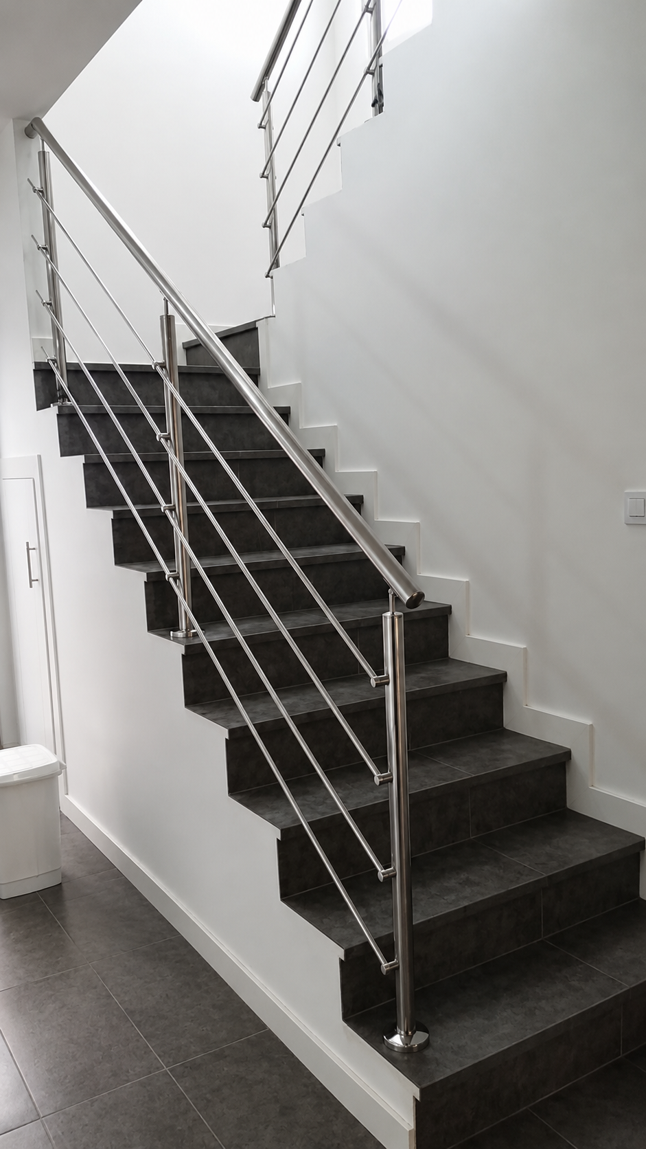 Modern Stainless Steel Staircase Railing in Vellore