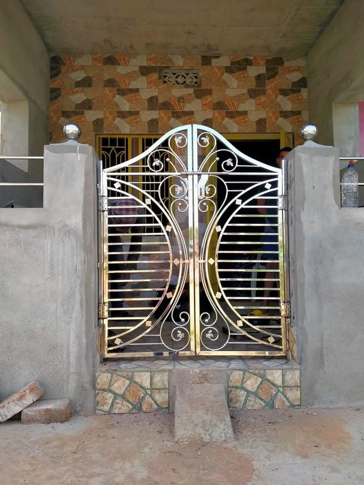 Grill Gate 4