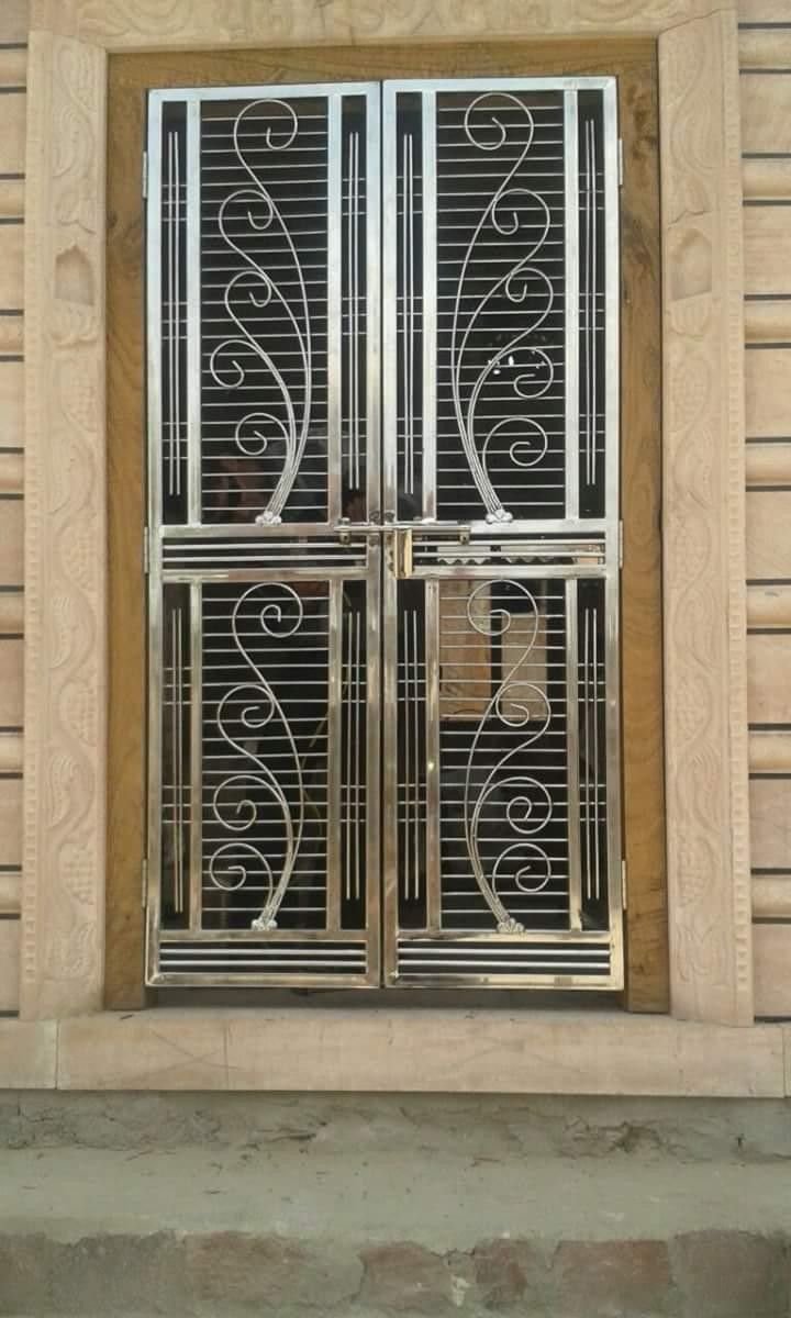 Grill Gate 18