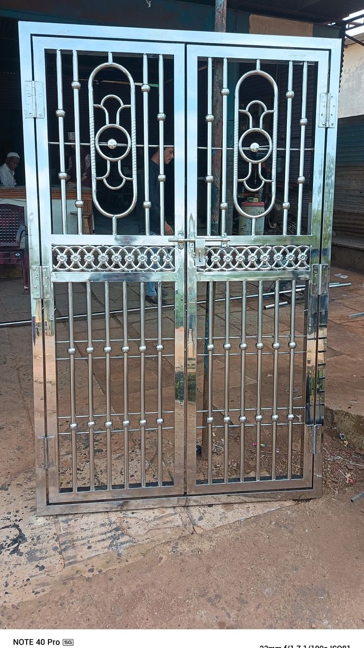 Grill Gate 9