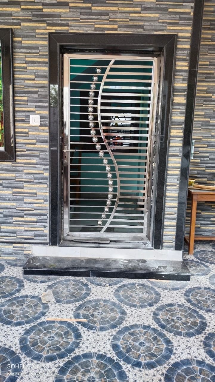 Grill Gate 9