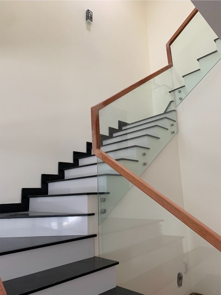 Wooden Railing 4